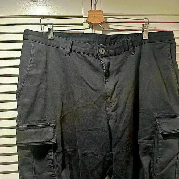 Men Pants in Navy - Picture 2 of 4